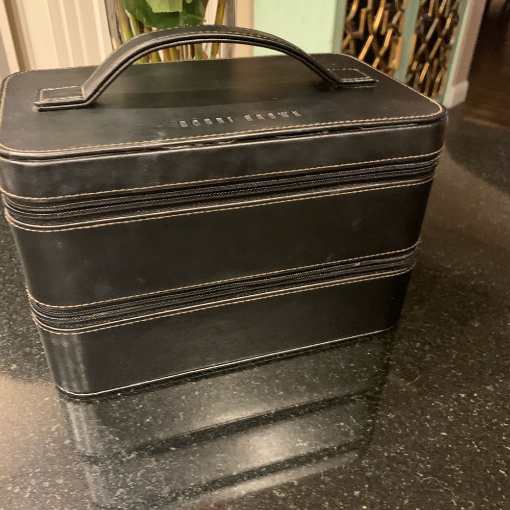 Bobbie Brown Train Case - Makeup Case